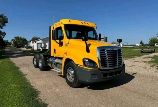 A MONTH USED TRUCK FOR SALE 